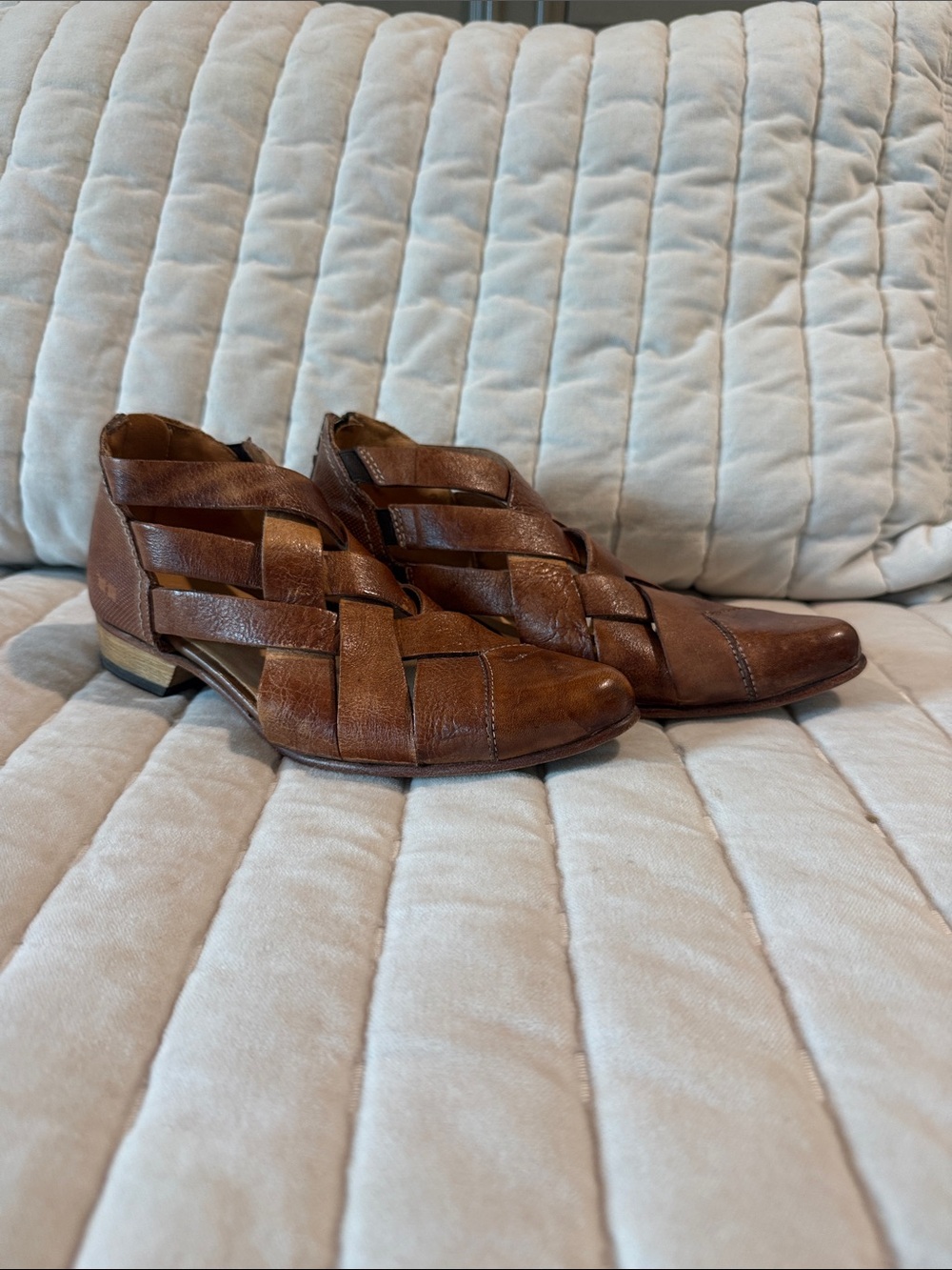 BedStu stylish flats